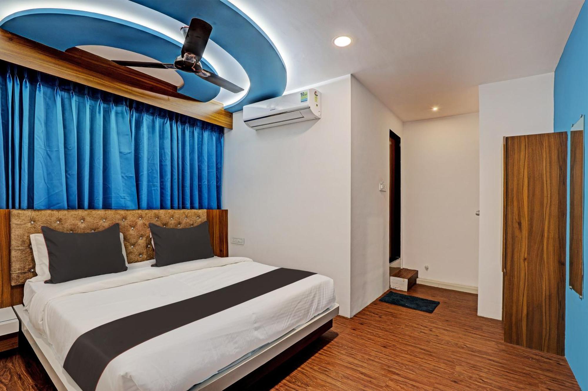Collection O Hotel Swarg Σουράτ Εξωτερικό φωτογραφία